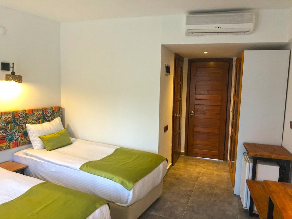 Butikhan Hotel グンドーガン エクステリア 写真