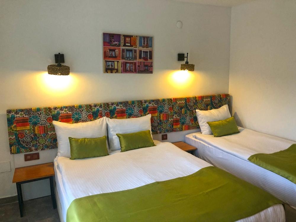 Butikhan Hotel グンドーガン エクステリア 写真
